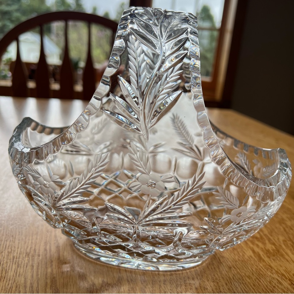 Crystal Clear Industries "Celine" Pattern
Oval Crystal Basket